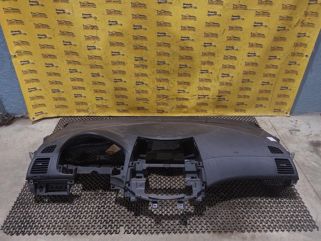 Панель передняя салона (торпедо) U4U65X Mitsubishi Grandis купить