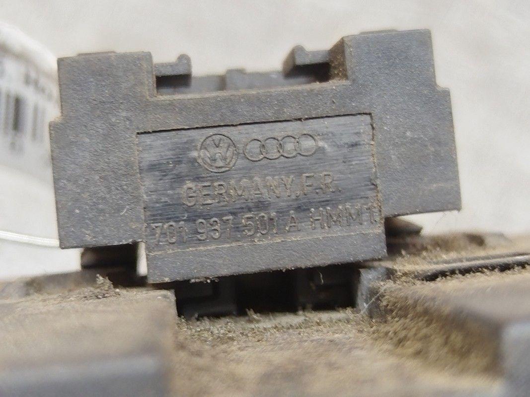 Блок предохранителей XWCQLA Volkswagen Passat купить с доставкой