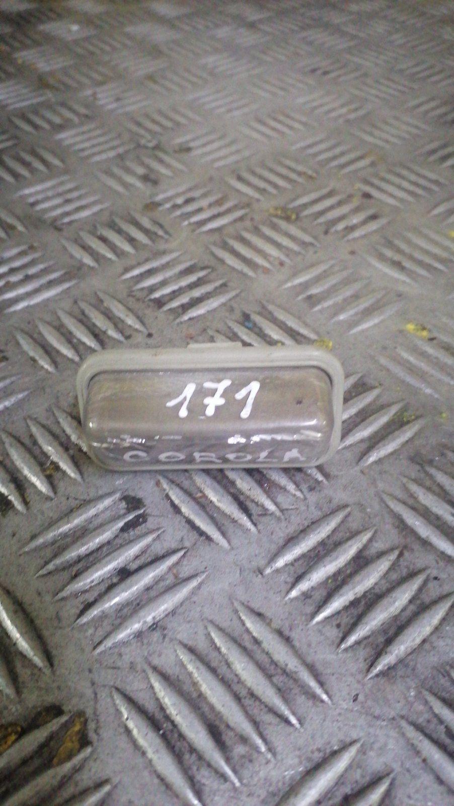 Подсветка номера 8BV390 Toyota Corolla - Фото 4