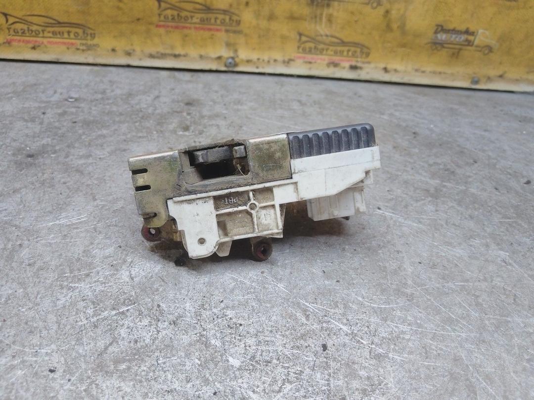 Замок двери передней правой 93X3DX Peugeot 806 купить