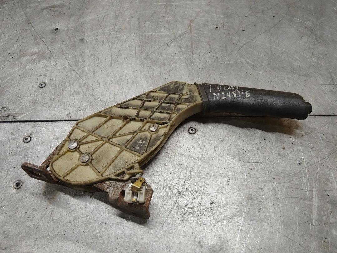 Рычаг ручного тормоза (ручника) NG48PK Ford Focus купить