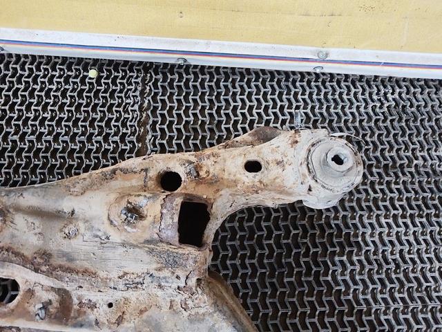 Балка подвески задняя 5CKFTS Saab 9-3 undefined