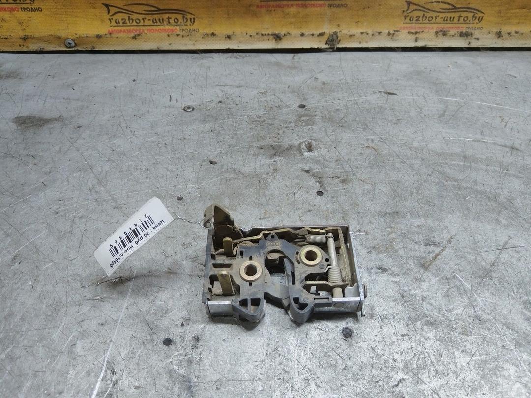 Замок двери задней левой XTYRKE Audi 80 купить с доставкой