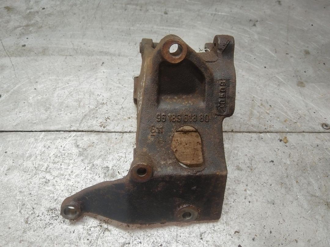 Кронштейн генератора 5K2I9H Peugeot 306 - Фото 4