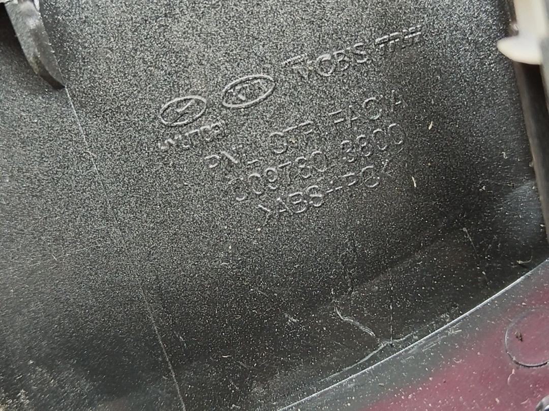 Рамка под магнитолу K0E1DY Kia Sportage - Фото 4