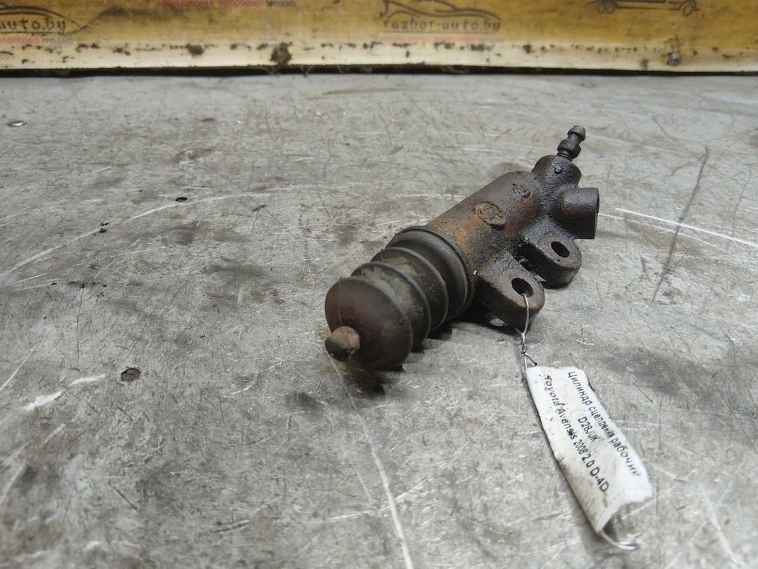 Цилиндр сцепления рабочий D28JUK Toyota Avensis - Фото 2