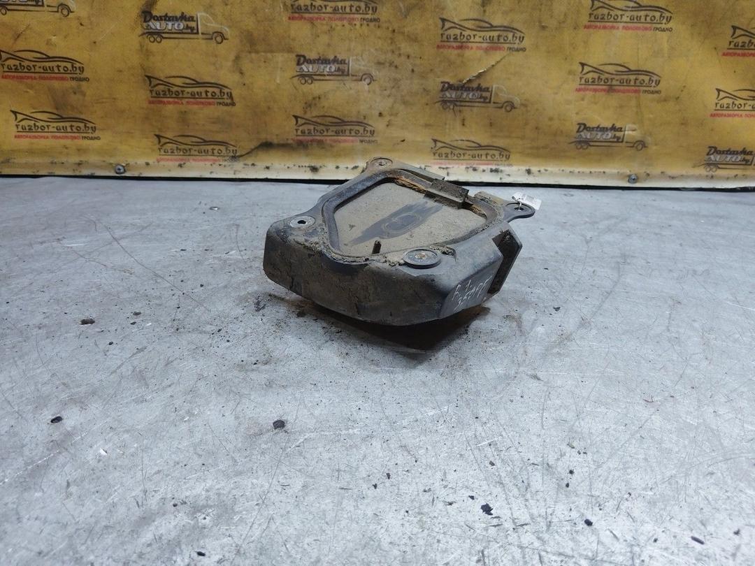 Кронштейн крепления бампера заднего Q5AM10 Renault Laguna купить с доставкой