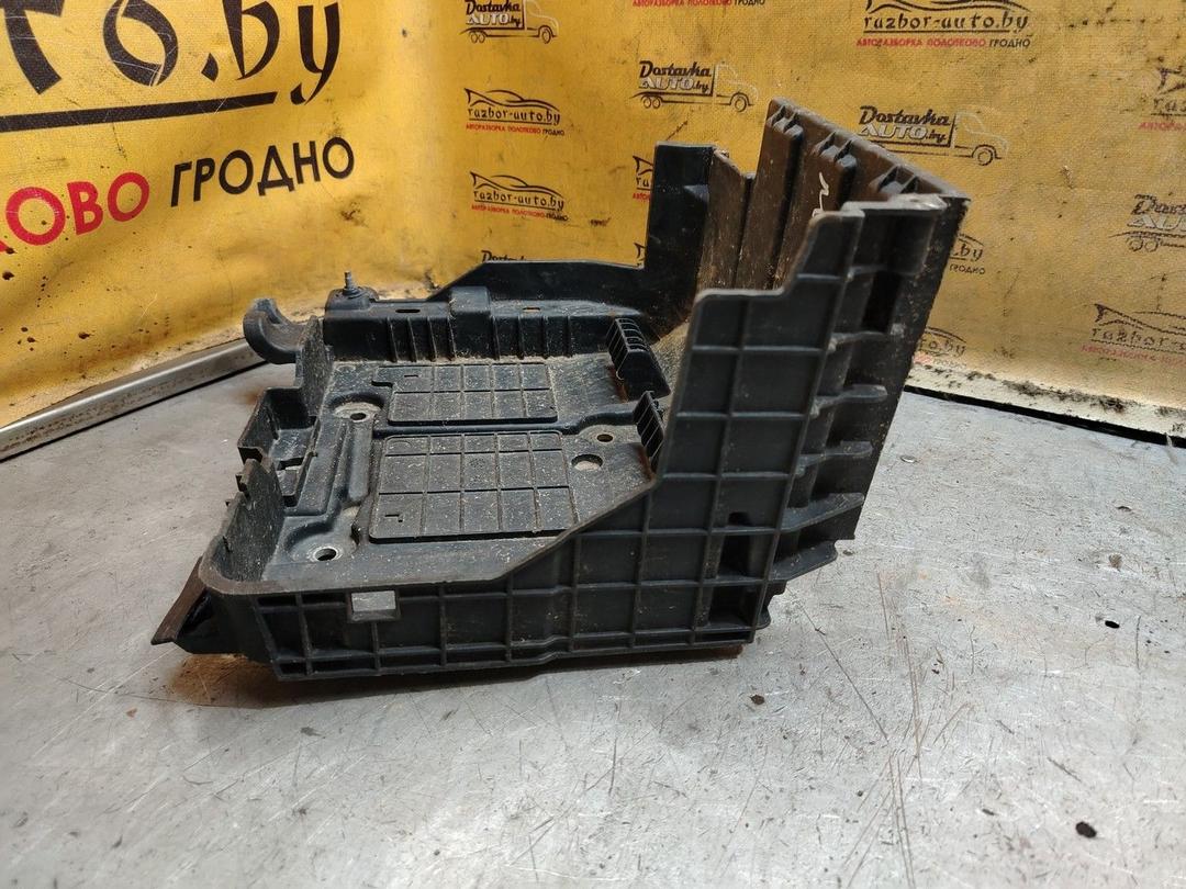 Полка аккумулятора 3Q43IM Renault Megane - Фото 3