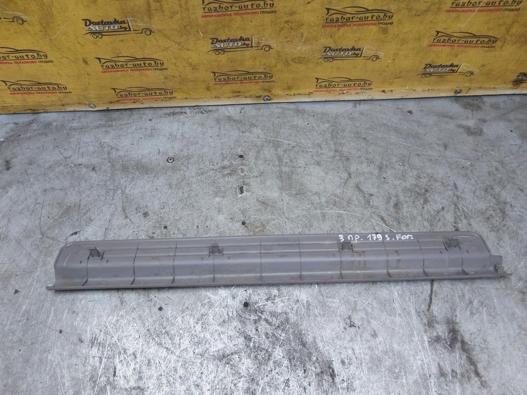 Накладка на порог UU65DD Subaru Forester купить в магазине запчастей бу