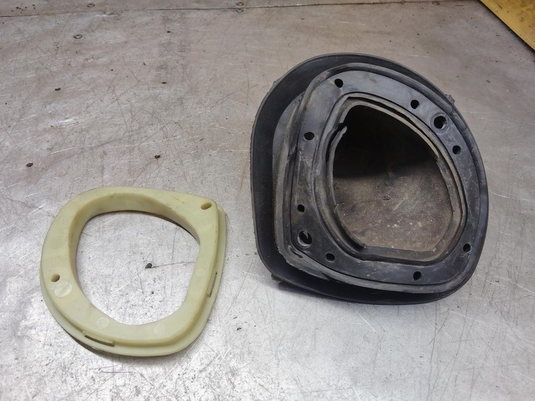 Пыльник рулевой рейки 7B62NK Peugeot 607 купить