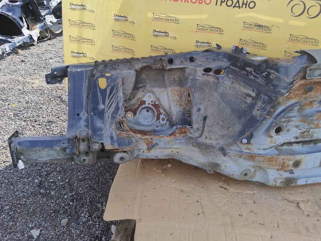 Лонжерон левый 4HUSPQ Audi A4 купить в магазине запчастей бу