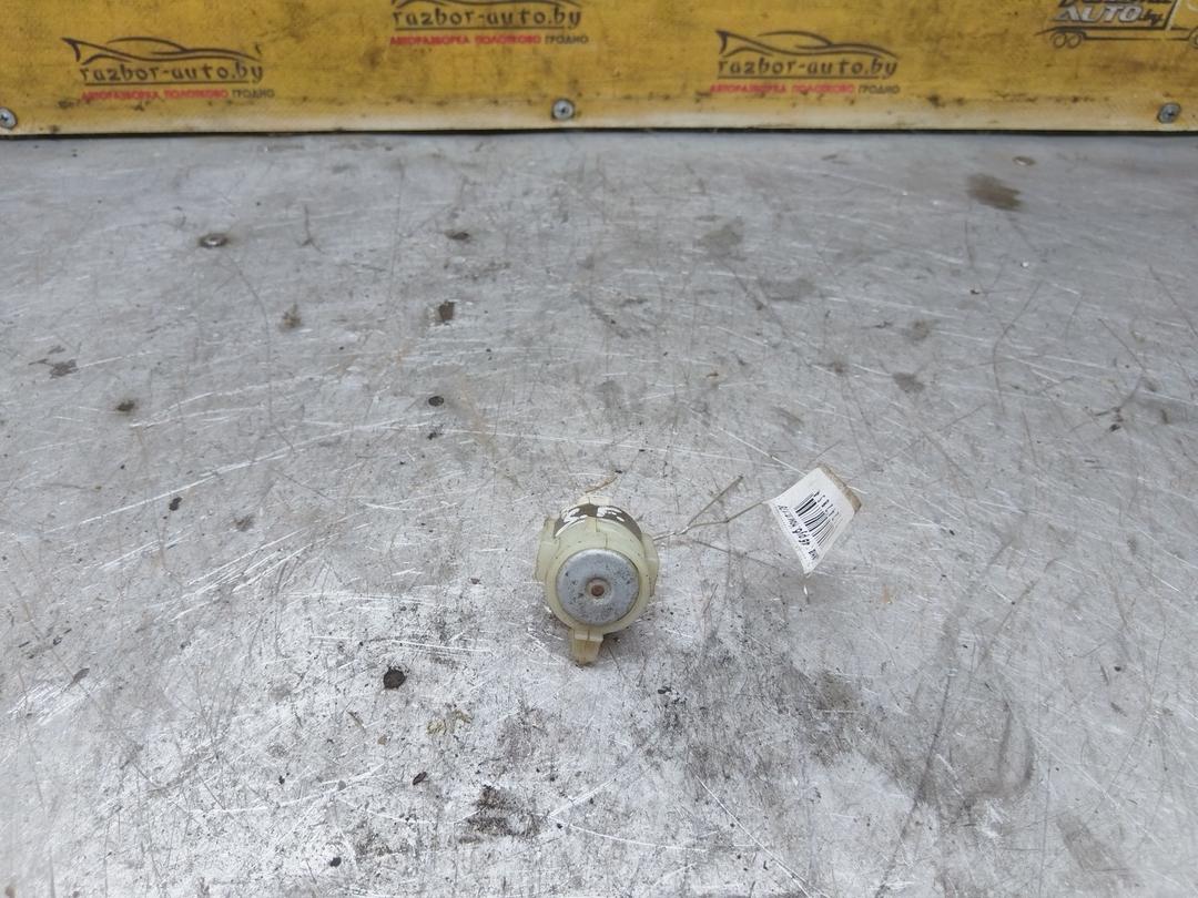 Реле бензонасоса D1DE3X Subaru Forester купить на авторазборке