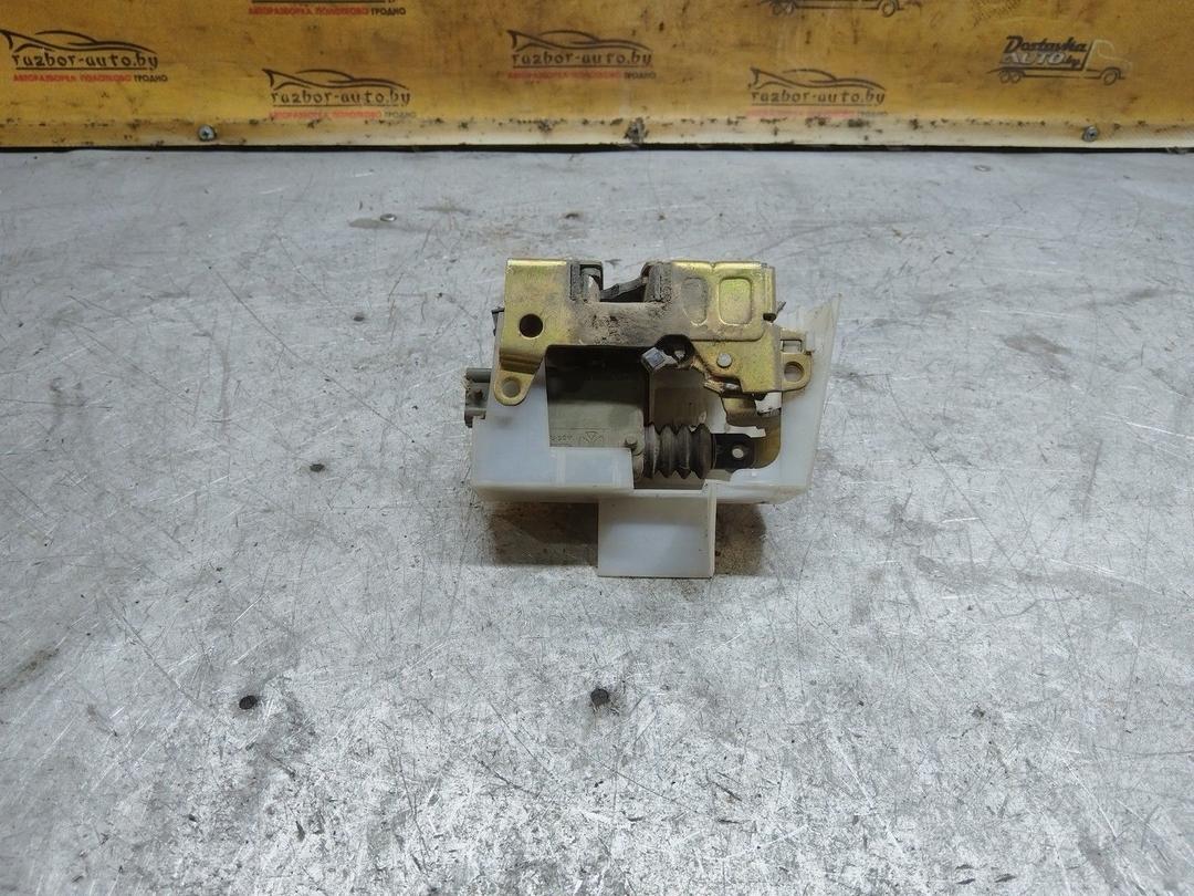 Замок двери передней левой 0B1T70 Renault Scenic купить