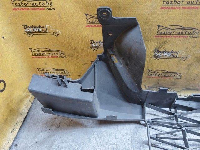 Кронштейн крепления бампера переднего YR1851 Ford C-Max купить в магазине запчастей бу