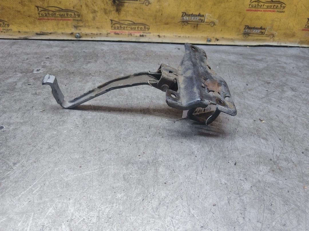 Крюк капота 66P3J7 Audi A4 купить с доставкой