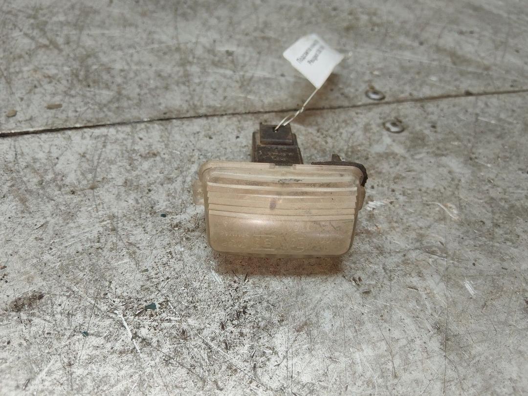Подсветка номера 12FOR5 Peugeot 306