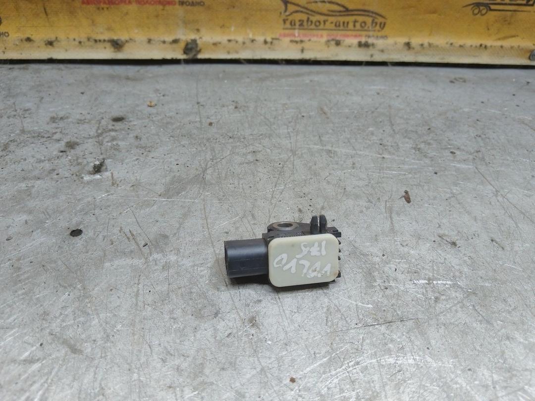 Датчик удара P9J7U1 Volvo XC70