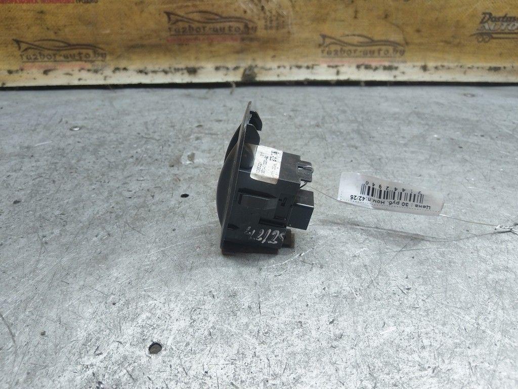 Кнопка стеклоподъемника заднего левого 9TNXHB Toyota Corolla Verso - Фото 3