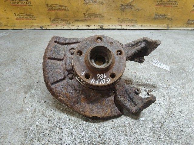 Кулак поворотный правый K6Q9CP Volkswagen Golf