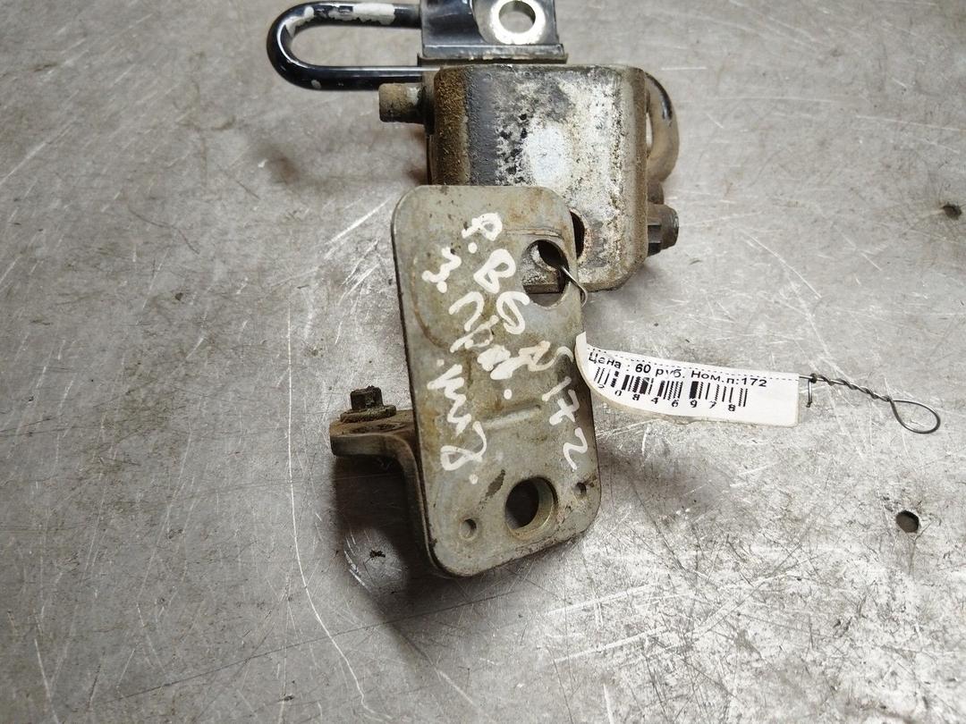 Петля двери задней правой OAUD0Y Volkswagen Passat купить с доставкой