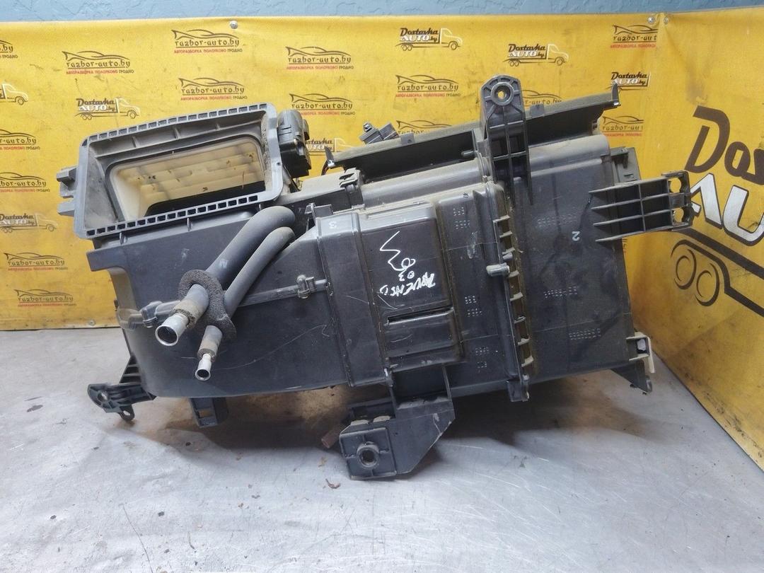 Корпус отопителя (печки) X5QI7H Toyota Avensis купить в магазине запчастей бу