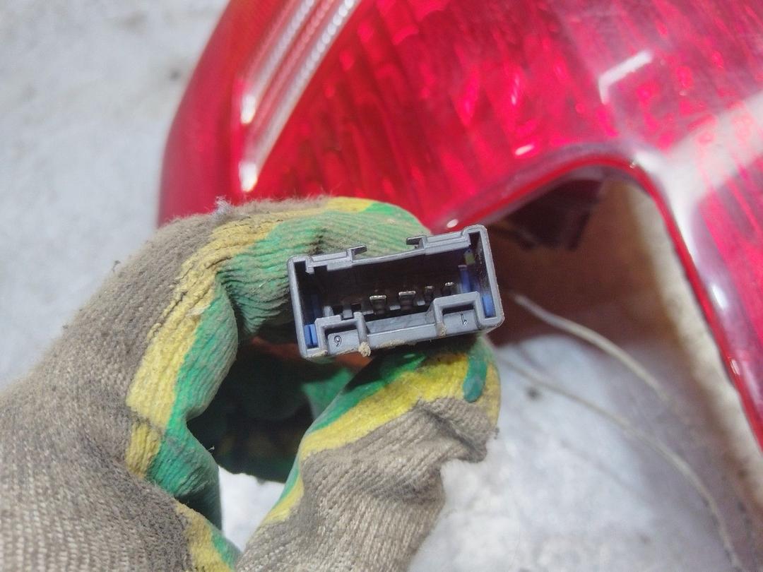 Фонарь задний правый HTNK68 Citroen C4 - Фото 4