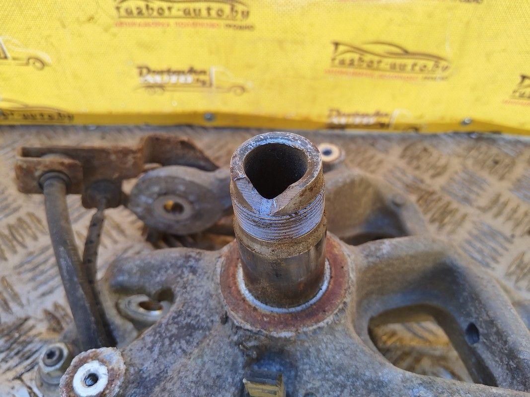 Цапфа задняя (ось ступицы) PMI0V4 Peugeot 407 - Фото 2