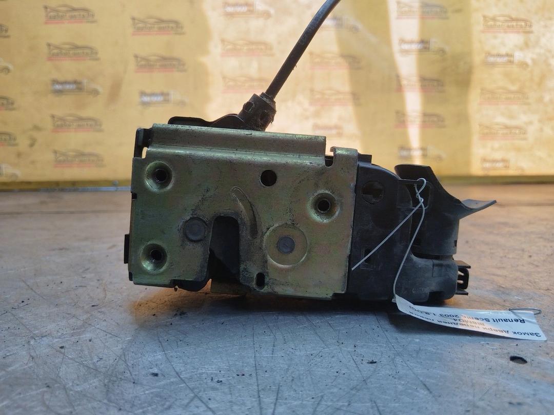 Замок двери передней левой 8I8MD4 Renault Scenic