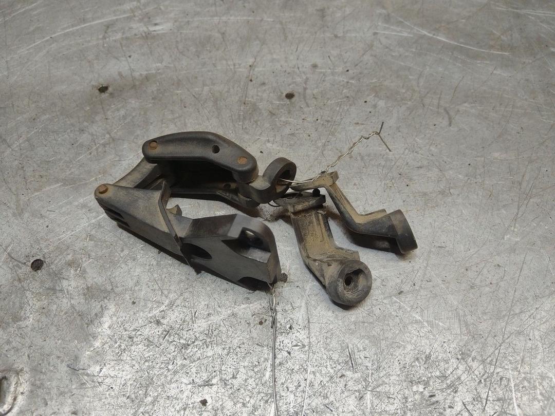 Ручка открытия заднего бокового стекла 9042Q2 Citroen Saxo - Фото 2