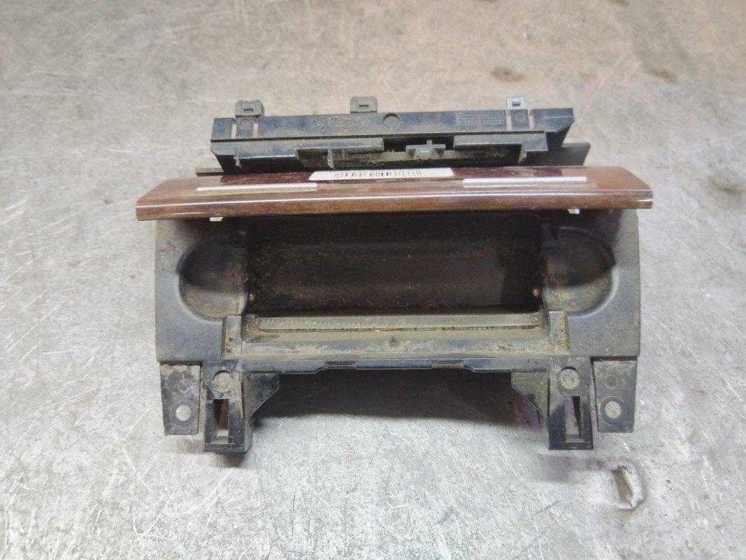 Пепельница 6BR4WM Audi A4 купить в магазине запчастей бу