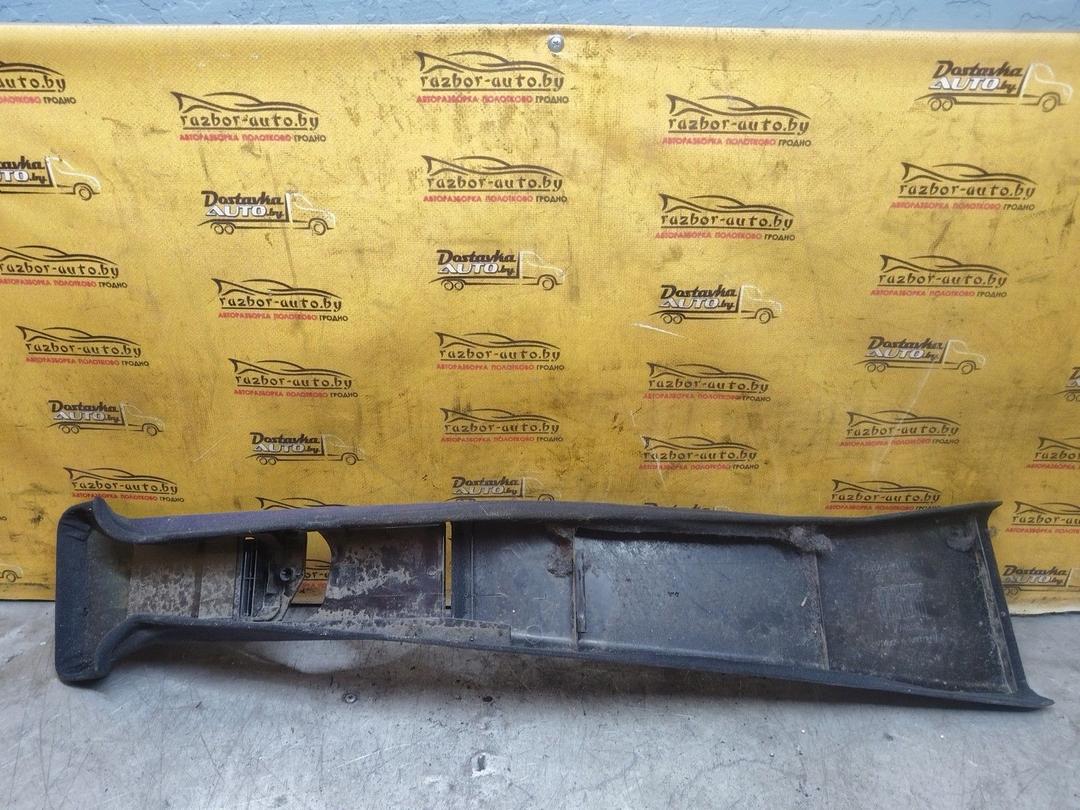 Обшивка стойки центральной левой BE82V9 Mercedes C W202 купить на авторазборке