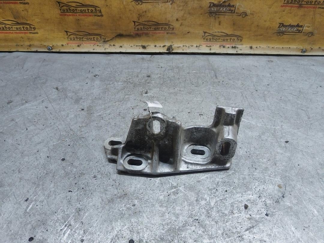 Кронштейн двигателя OFLE4T Volkswagen Sharan