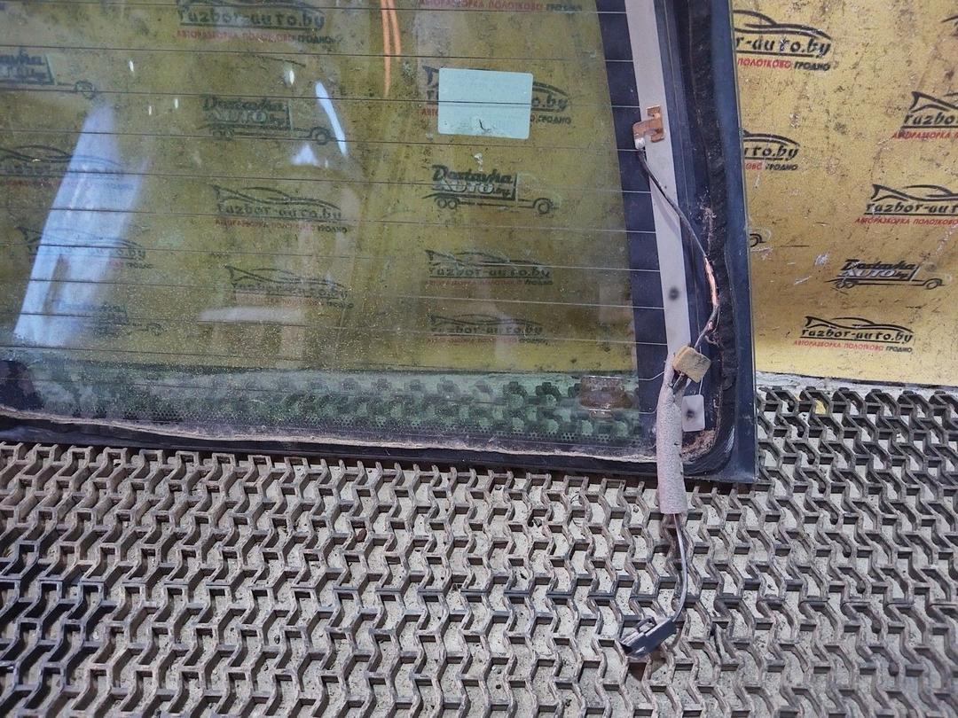 Стекло заднее 0UP1RD Volvo V70 купить с доставкой. Огромный выбор запчастей и марок авто. У нас есть практически все.