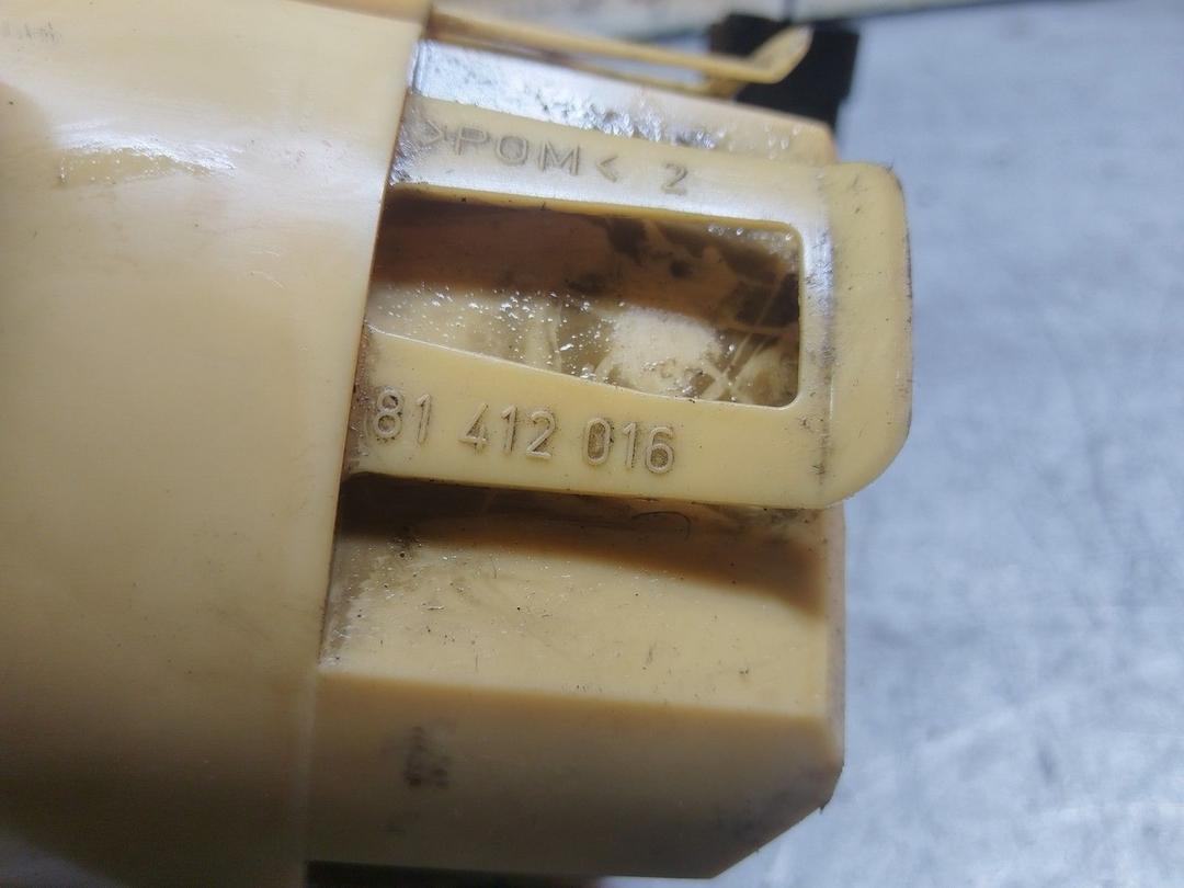 Колба в бак 3AXXU8 Opel Vectra купить с доставкой