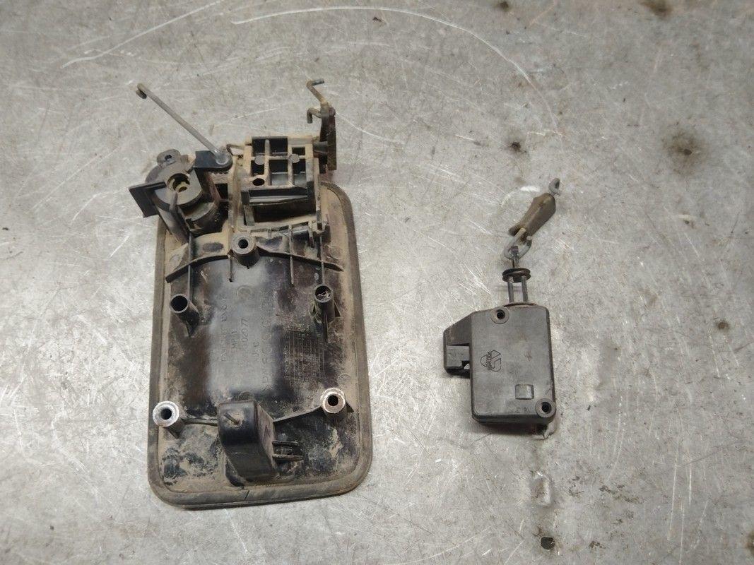 Ручка наружная задняя правая 822HCJ Peugeot Expert купить