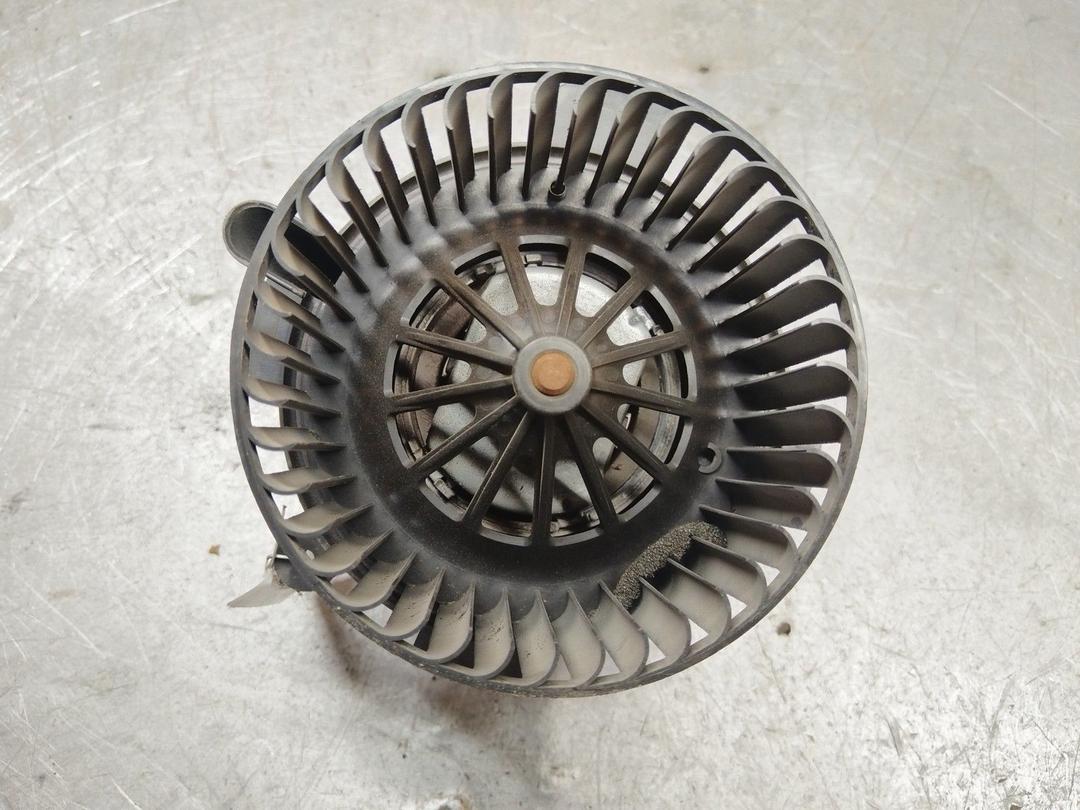 Моторчик печки RF3GFD Citroen C4 купить с доставкой