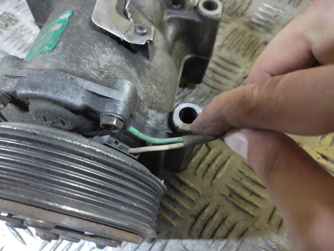 Компрессор кондиционера F3VE0C Peugeot 307 - Фото 4