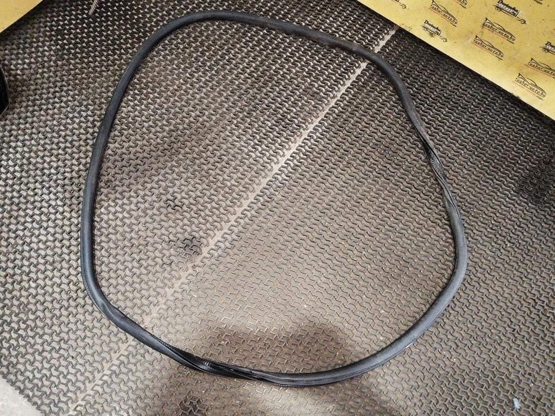 Уплотнитель двери передней правой DRU9I1 Ford Fusion - Фото 1