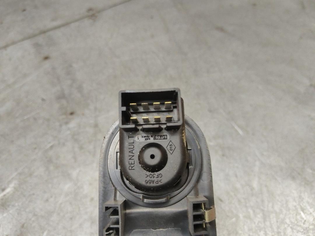 Блок управления стеклоподъемниками U4APIP Renault Espace - Фото 4