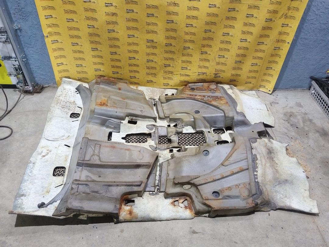 Ковер салонный PJLJ27 Opel Astra купить на авторазборке