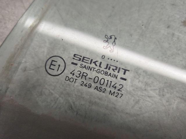 Стекло двери задней левой QX9JYR Peugeot 306 купить