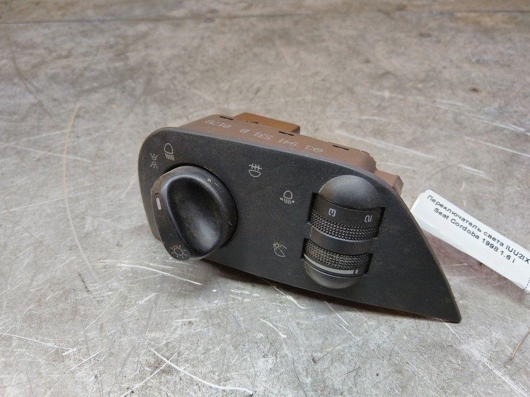 Переключатель света IUU2IX Seat Cordoba - Фото 1