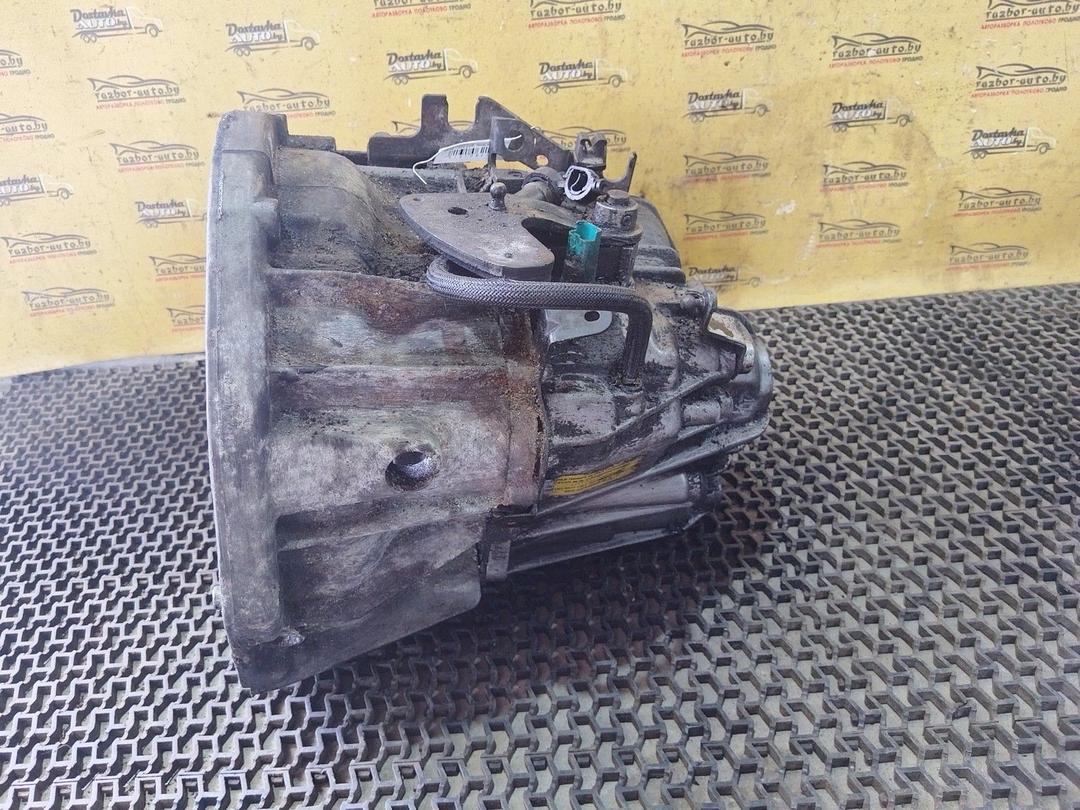 КПП механическая (МКПП) 6-ступенчатая Q0B4UA Renault Laguna купить в магазине запчастей бу