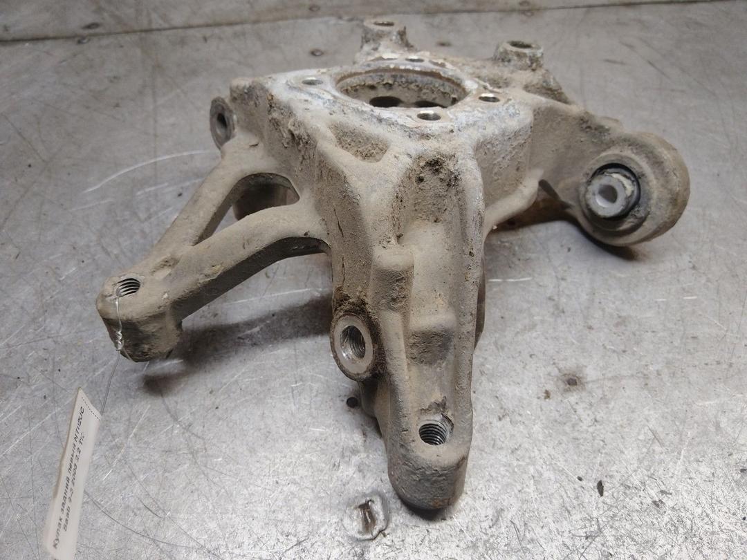 Кулак задний левый NT02UC Saab 9-3 купить