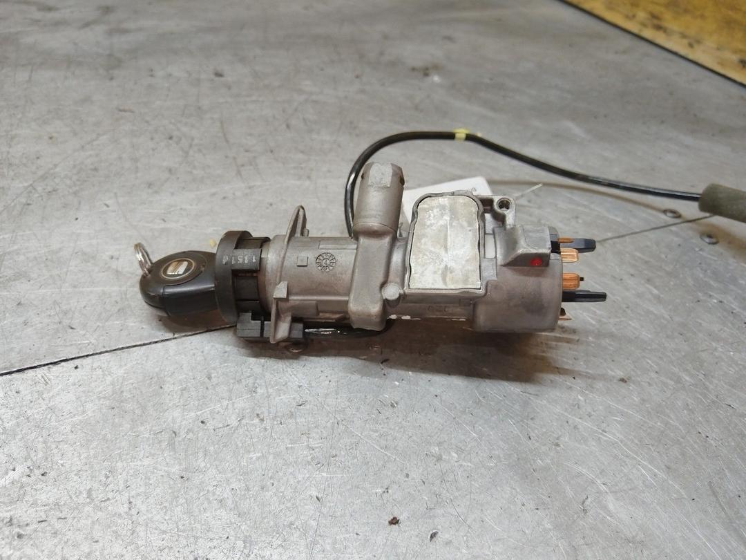 Замок зажигания INP1VG Seat Alhambra купить в магазине запчастей бу