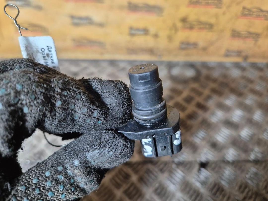 Датчик коленвала T8KRBQ Opel Meriva - Фото 1