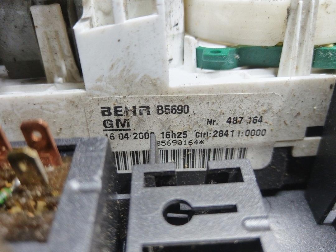 Блок управления печки/климат-контроля NYPP14 Opel Zafira купить в магазине запчастей бу