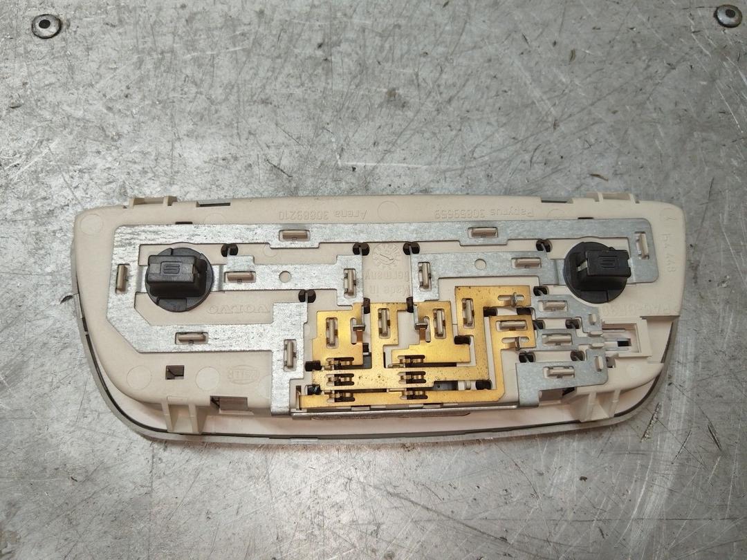 Фонарь салона (плафон) KEYQWO Volvo V40 - Фото 2