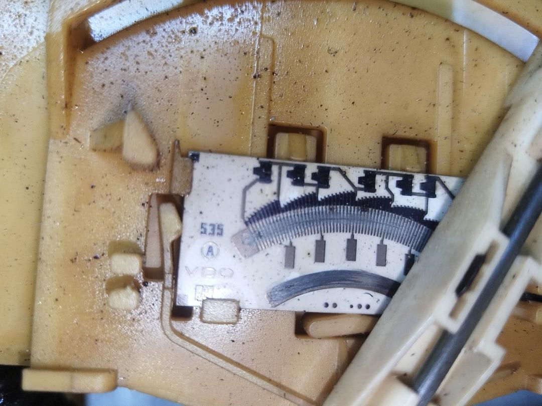 Колба в бак HZUW6M Peugeot 307 - Фото 6