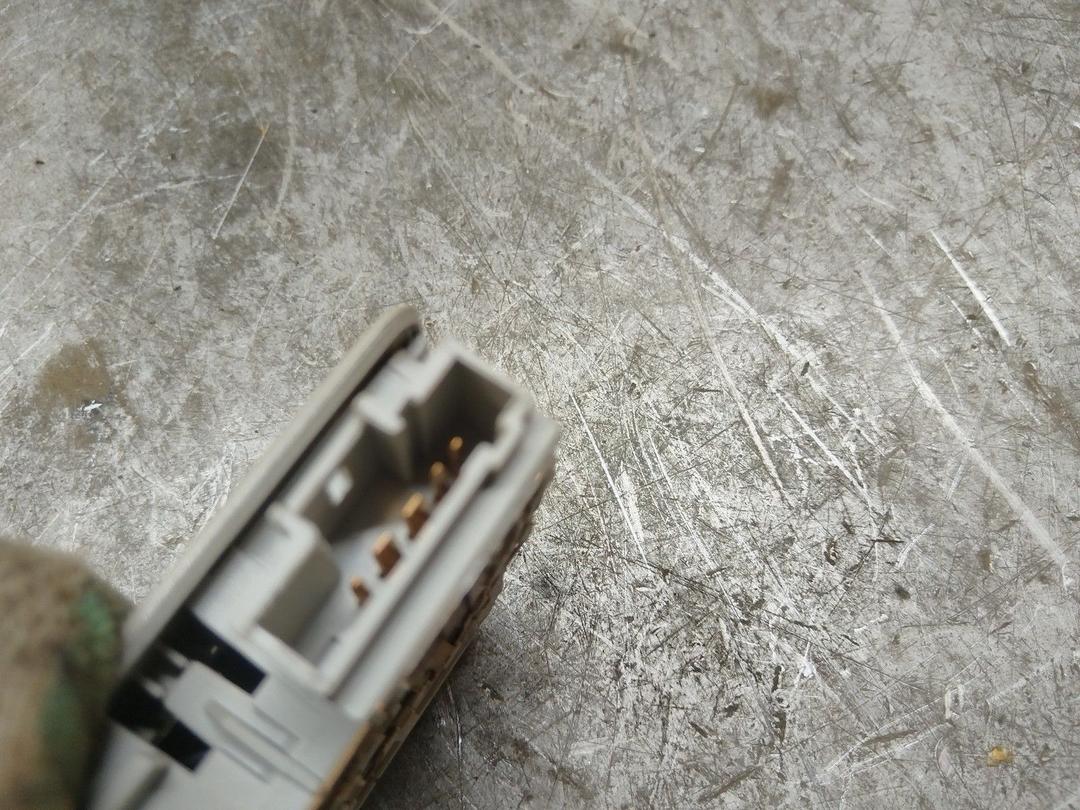 Фонарь салона (плафон) KGWH7X Renault Espace купить с доставкой